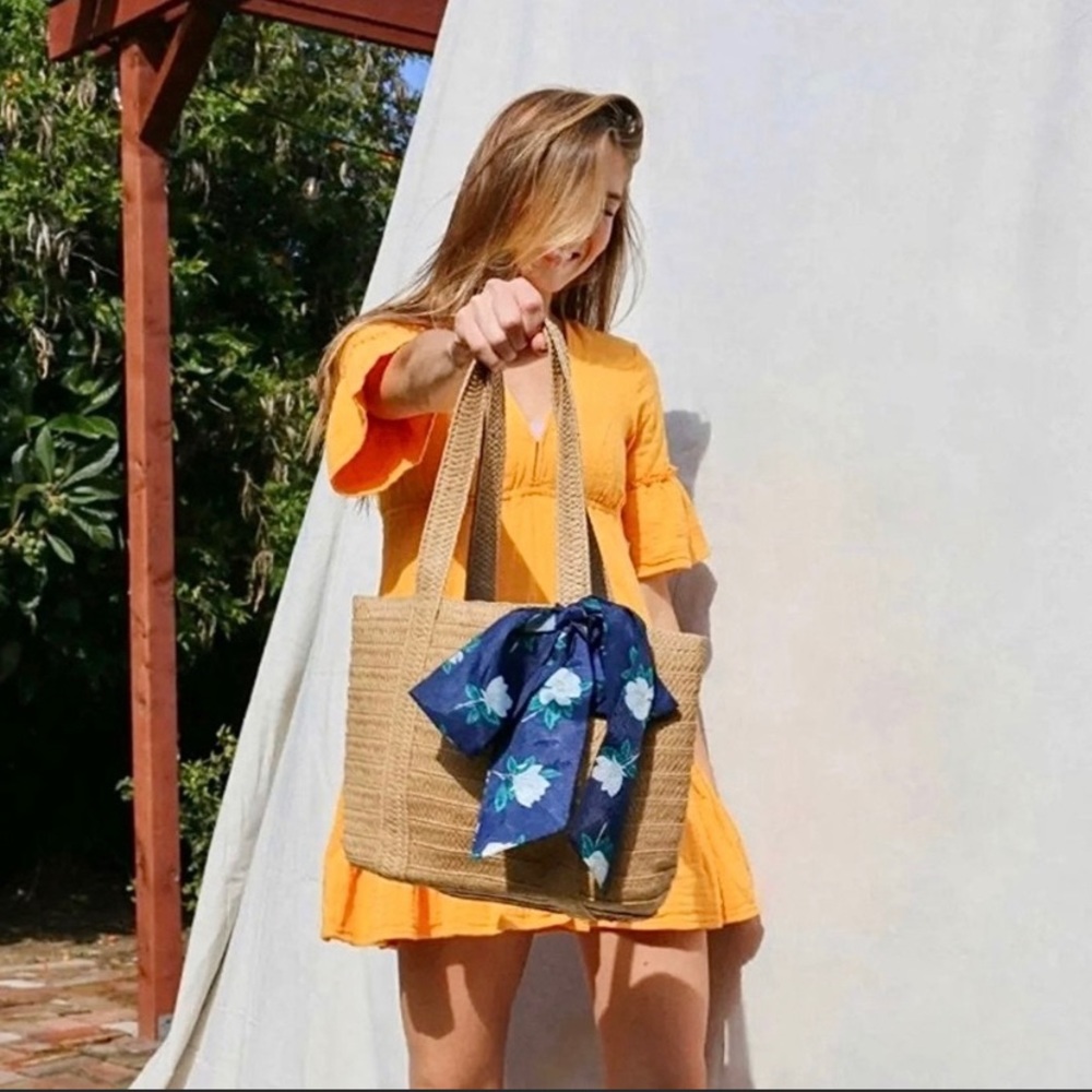 NWT Draper James Straw Bag with Floral Scarf